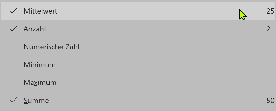 Excel: Die wichtigsten Berechnungen sind in der Statuszeile.